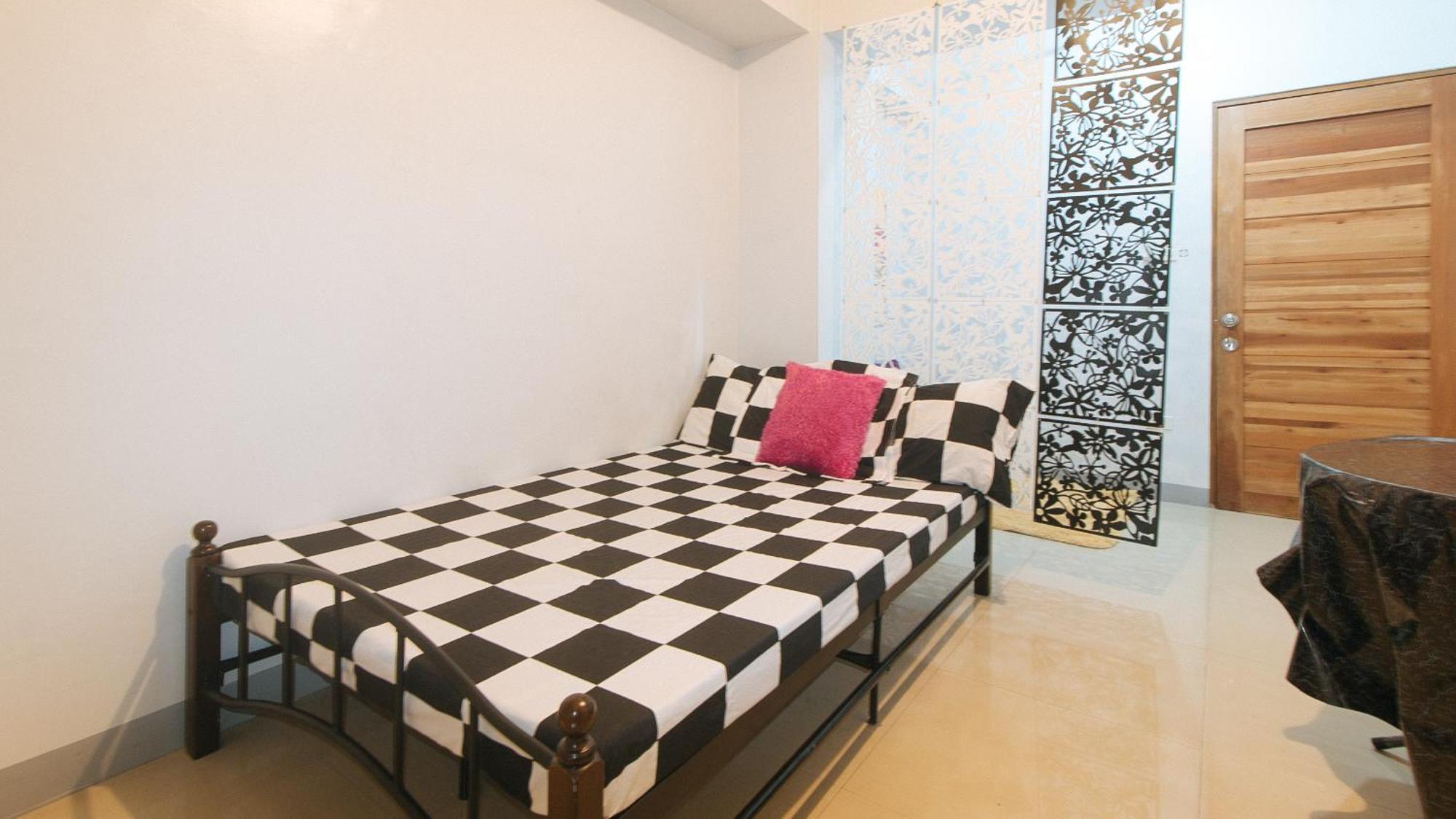 Budget Backpackers Transient House Near Naia By Reddoorz Pasay Exterior photo